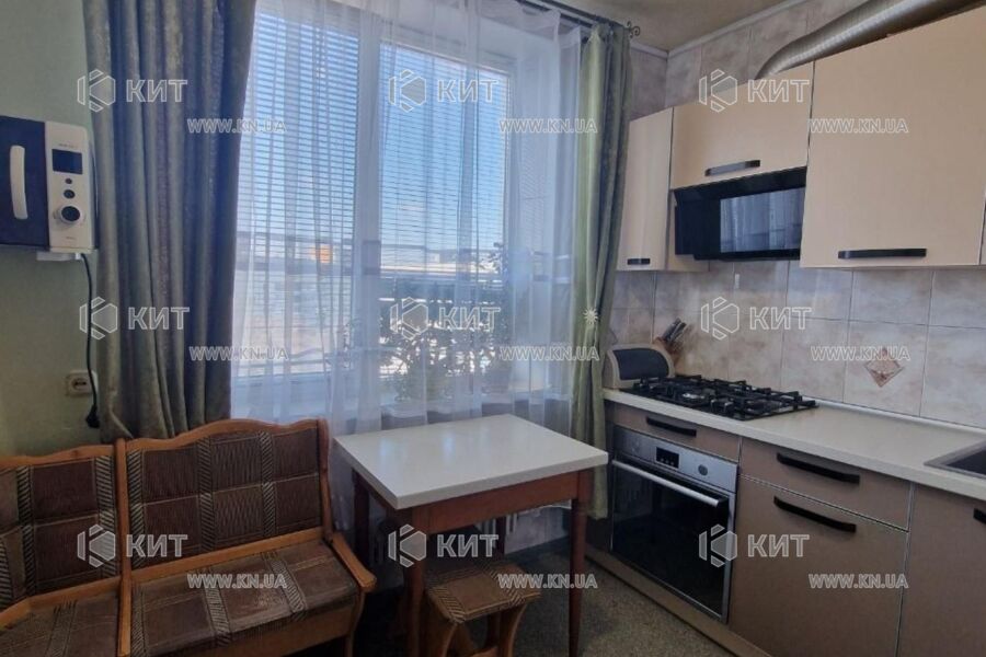 Продажа квартиры Харьков, Спортивная, Гагарина, Защитников, 65м²