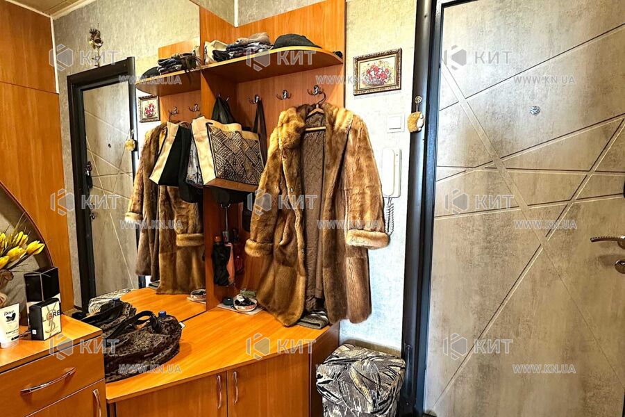 Продажа квартиры Харьков, ХТЗ, Рогань, 38м²