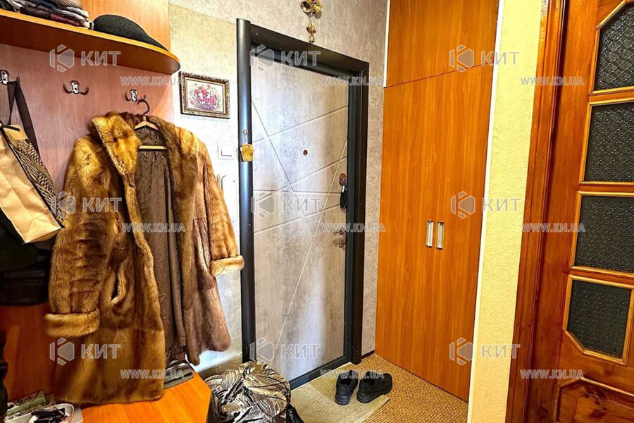 Продажа квартиры Харьков, ХТЗ, Рогань, 38м²