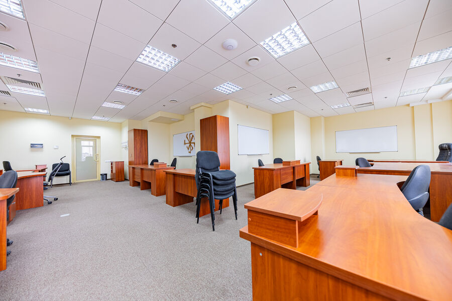 Aренда офиса Харьков, Киевский, 1000м²