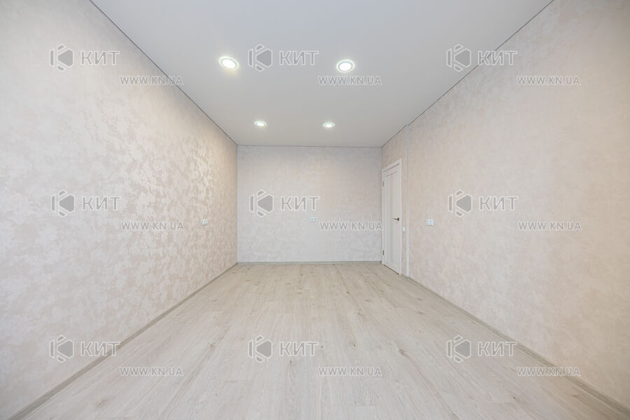 Продажа квартиры Харьков, ХТЗ, Рогань, 39м²