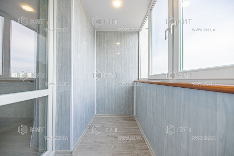 Продажа квартиры Харьков, ХТЗ, Рогань, 39м²