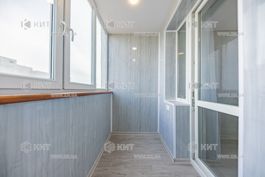 Продажа квартиры Харьков, ХТЗ, Рогань, 39м²