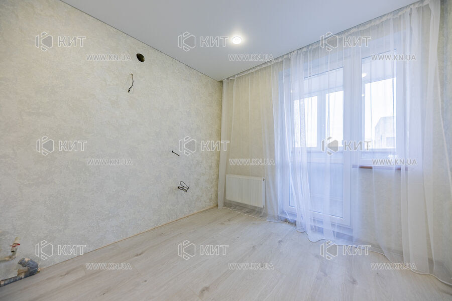 Продажа квартиры Харьков, ХТЗ, Рогань, 39м²