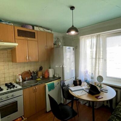 Продажа 	 Харьков,  Роганская ул.   100