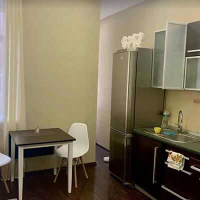 Продажа 	 Харків,  Потебні вул.   3