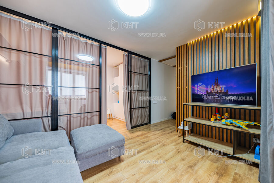 Продажа квартиры Харьков, Алексеевка, 70м²