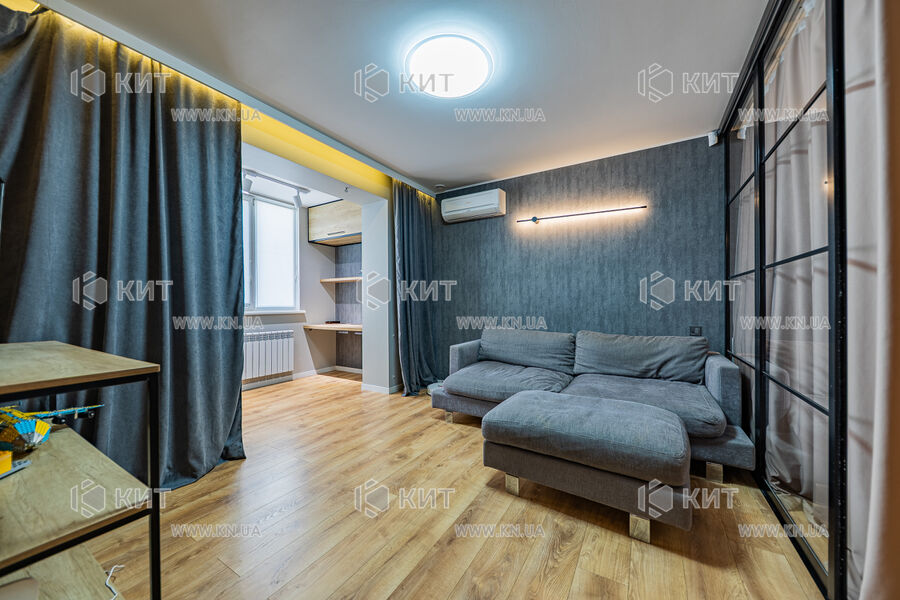 Продажа квартиры Харьков, Алексеевка, 70м²
