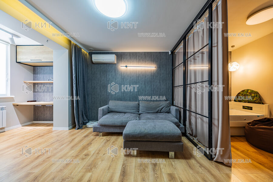 Продажа квартиры Харьков, Алексеевка, 70м²