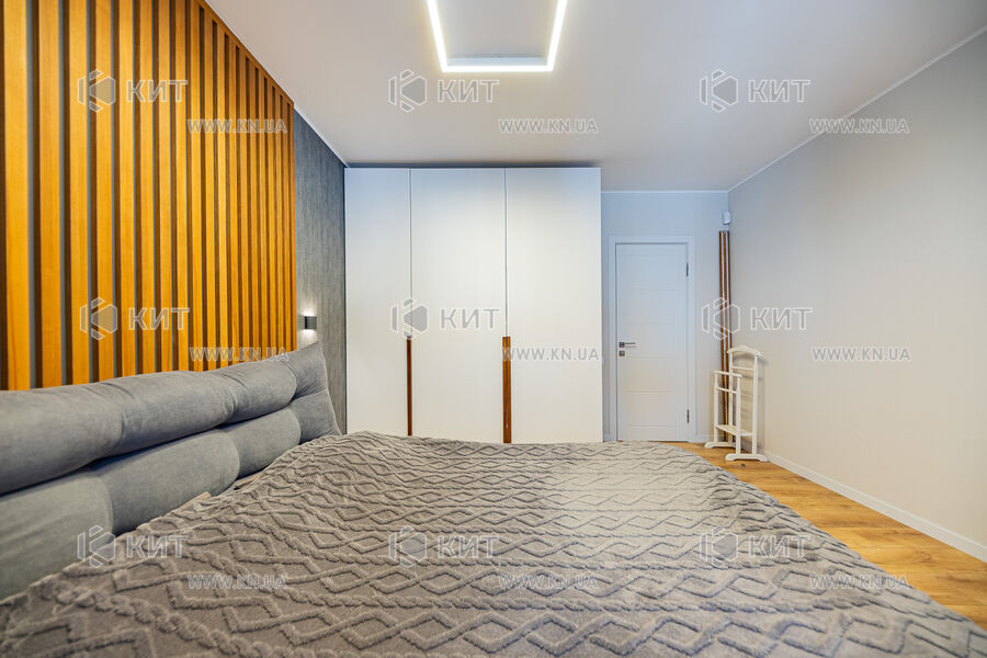 Продажа квартиры Харьков, Алексеевка, 70м²