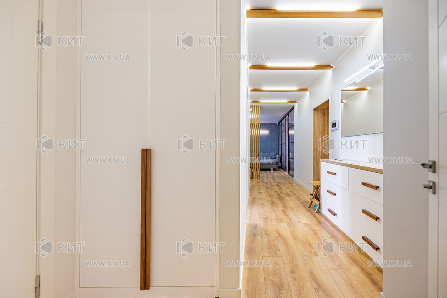 Продажа квартиры Харьков, Алексеевка, 70м²