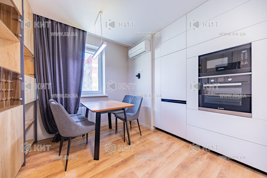 Продажа квартиры Харьков, Алексеевка, 70м²