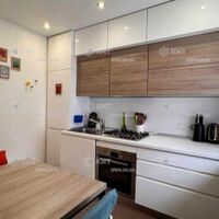 Продаж квартири Харків, Наукова, 67м²