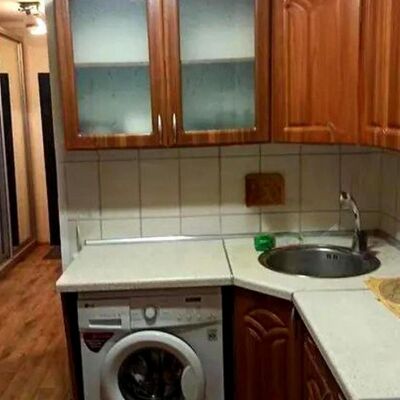 Продажа 	 Харьков,  Гвардейцев-Широнинцев ул.   97