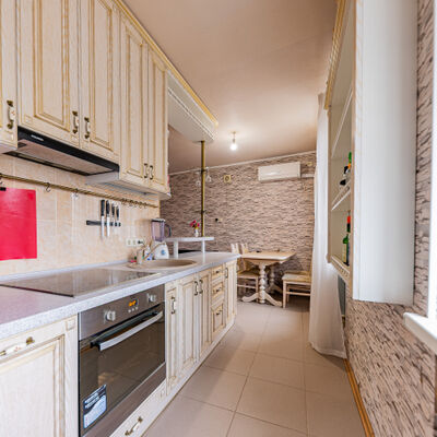 Продажа 	 Харьков, Дом МВД Победы пр.   59