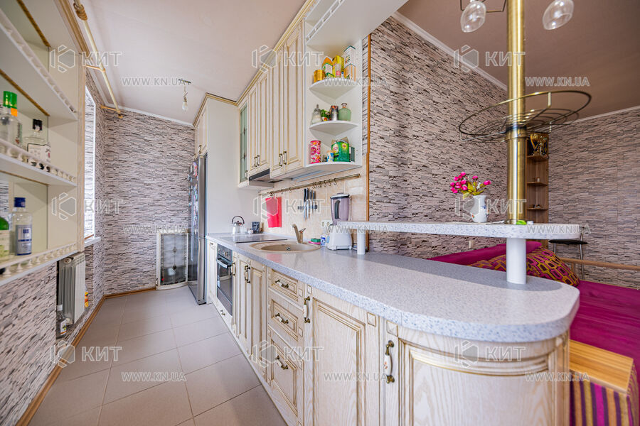 Продажа квартиры Харьков, Алексеевка, 98.8м²