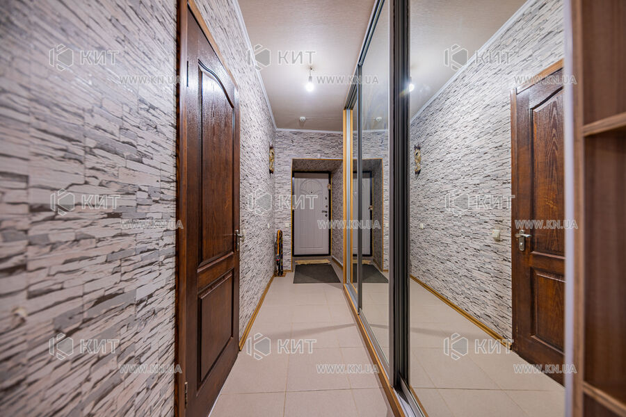 Продажа квартиры Харьков, Алексеевка, 98.8м²