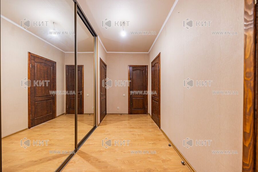 Продажа квартиры Харьков, Алексеевка, 98.8м²
