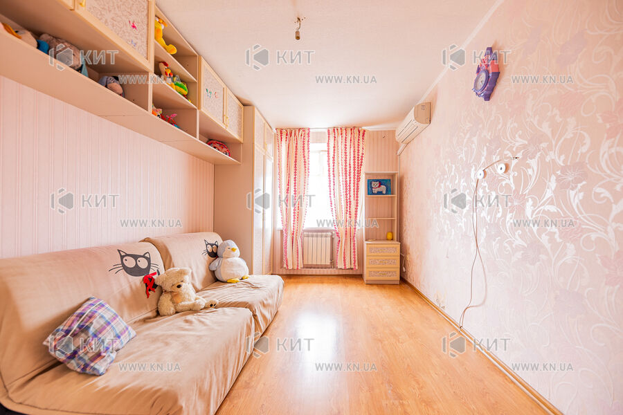 Продажа квартиры Харьков, Алексеевка, 98.8м²