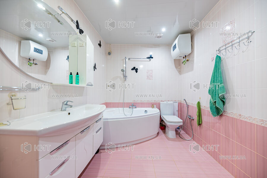 Продаж квартири Харків, Олексіївка, 98.8м²