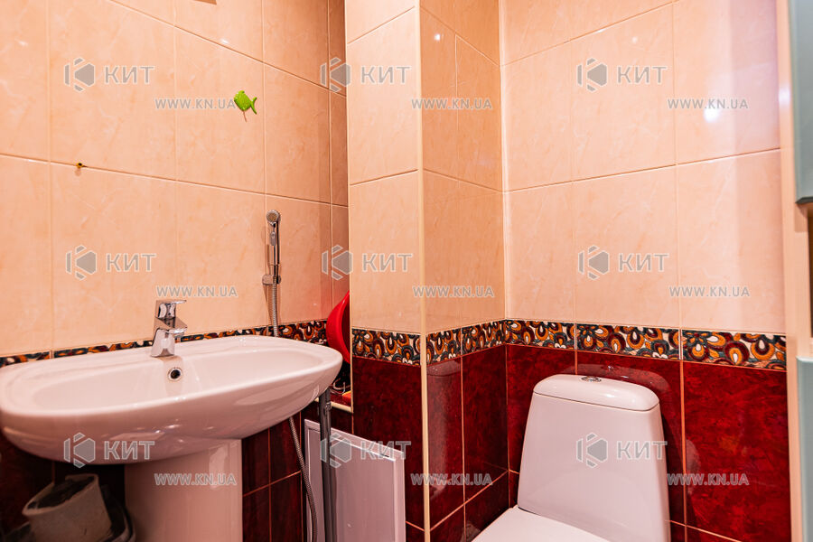 Продаж квартири Харків, Олексіївка, 98.8м²