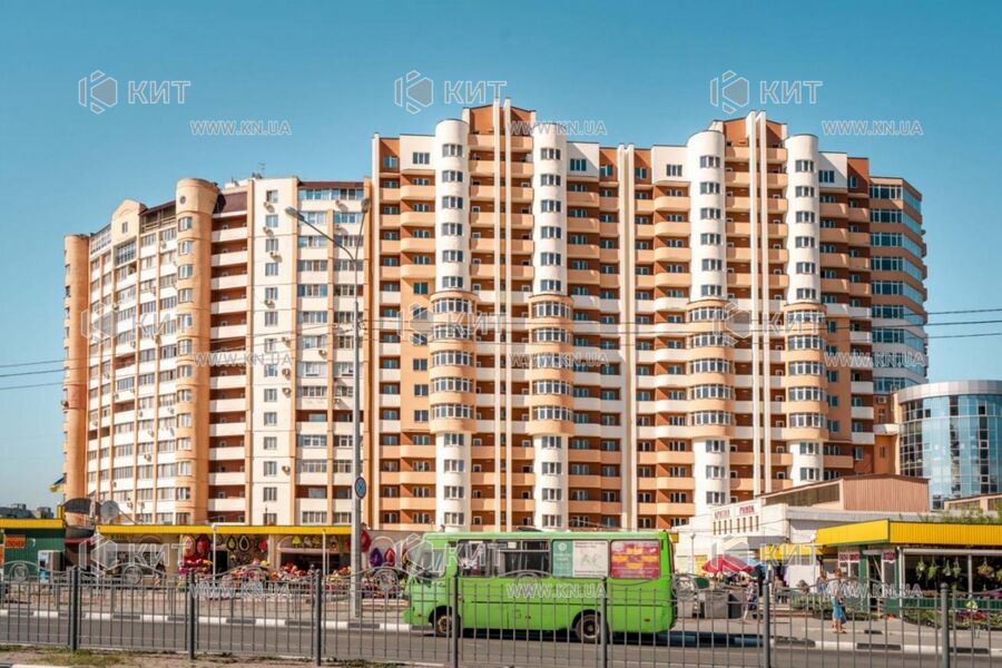Продаж квартири Харків, Олексіївка, 65м²