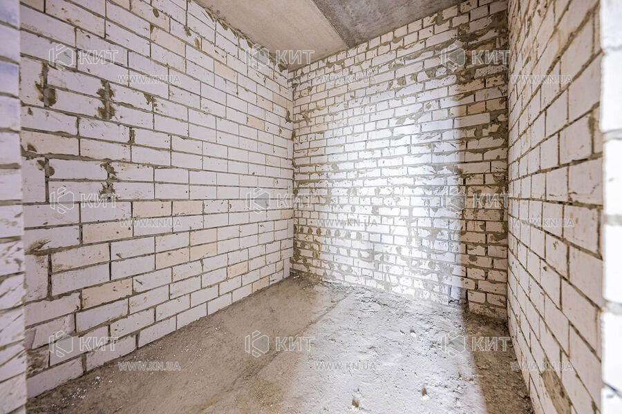 Продаж квартири Харків, Олексіївка, 80м²