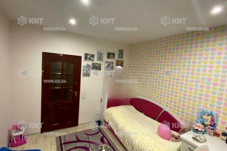 Продажа квартиры Харьков, Алексеевка, 84м²