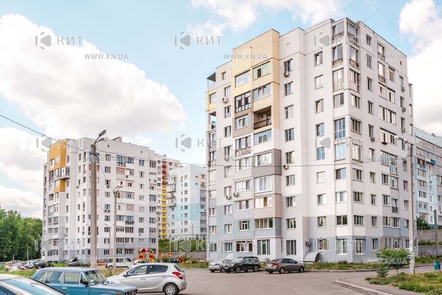Продажа квартиры Харьков, Алексеевка, 100м²