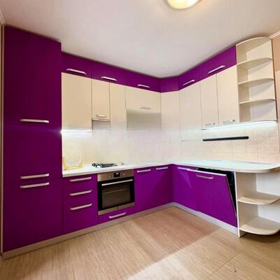 Продажа 	 Харків,  Роганська вул.   130/4