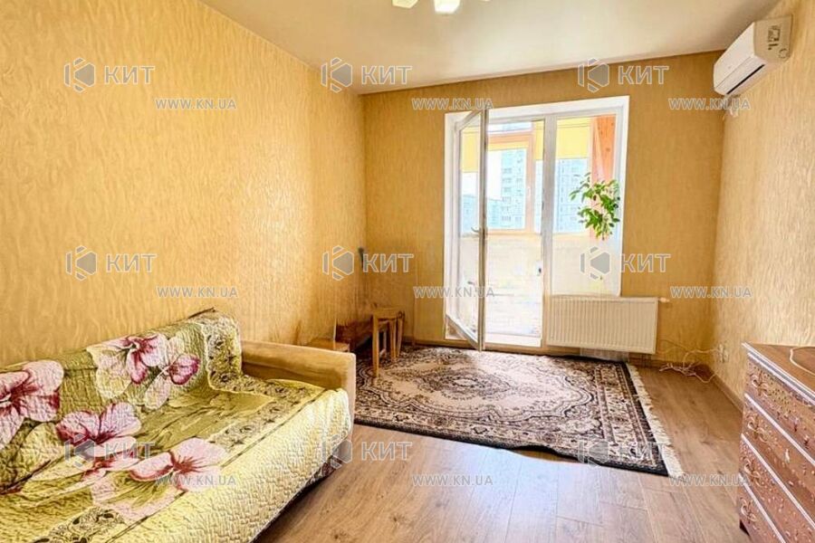 Продаж квартири Харків, ХТЗ, Рогань, 47м²