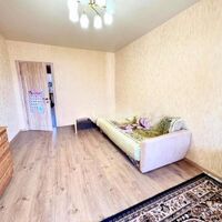 Продаж квартири Харків, ХТЗ, Рогань, 47м²