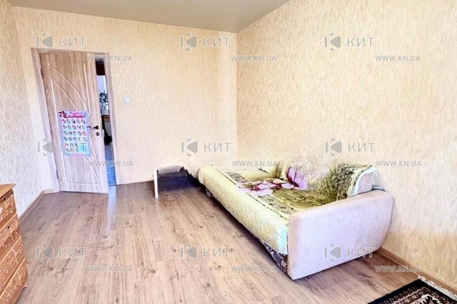 Продаж квартири Харків, ХТЗ, Рогань, 47м²
