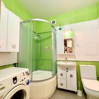 Продаж квартири Харків, ХТЗ, Рогань, 47м²