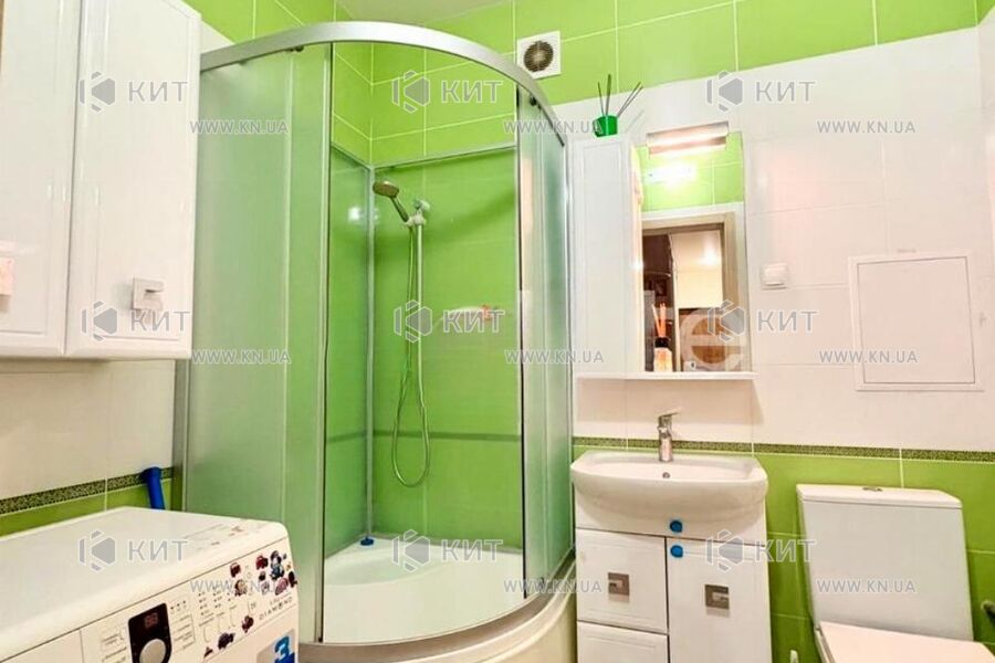 Продаж квартири Харків, ХТЗ, Рогань, 47м²