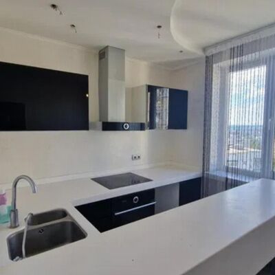 Продажа 	 Харків,  Соборності України (Дружби Народів) вул.   244