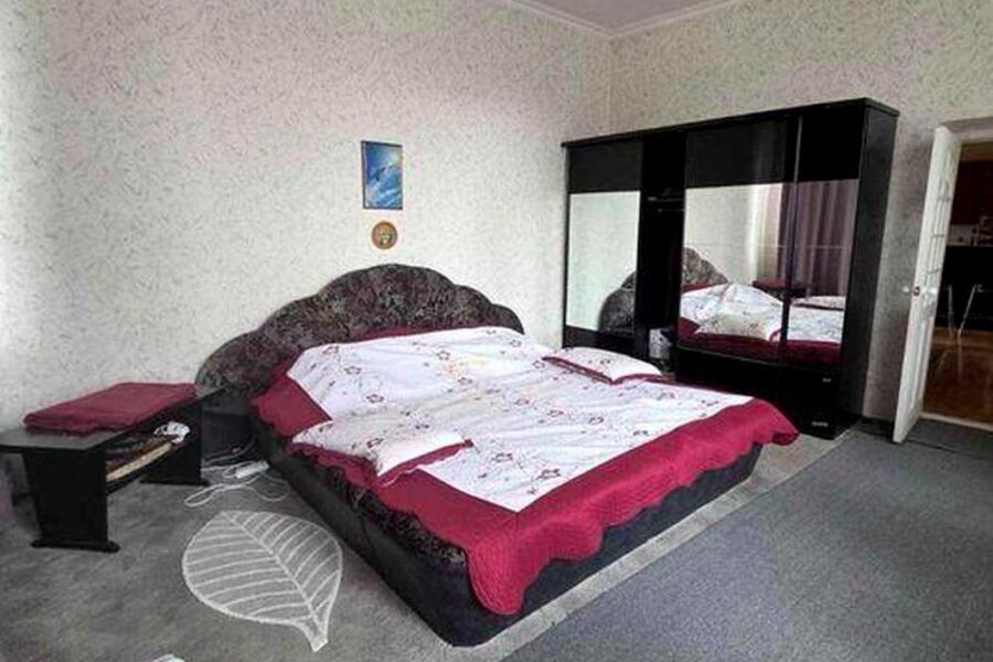 Продаж квартири Харків, Наукова, 120м²