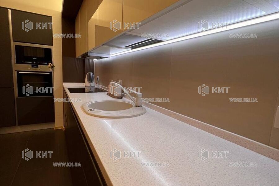 Продаж квартири Харків, Наукова, 135м²