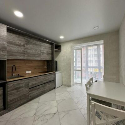 Продажа 	 Харків, Салтівський Драгоманова вул.   6