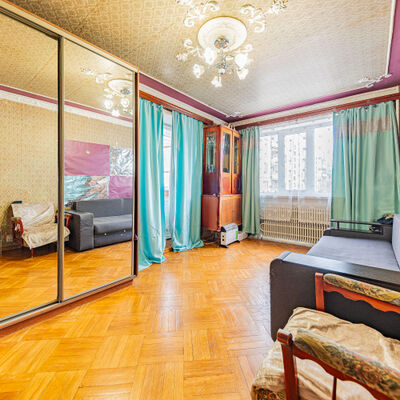 Продажа 	 Харків,  Всеволода Татькова (Борзенка) вул.   9/1