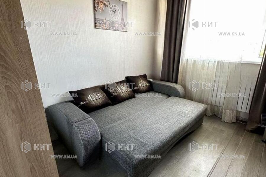 Продаж квартири Харків, Салтівка(Бараб.,Україна), 17м²