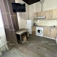 Продаж квартири Харків, Салтівка(Бараб.,Україна), 17м²