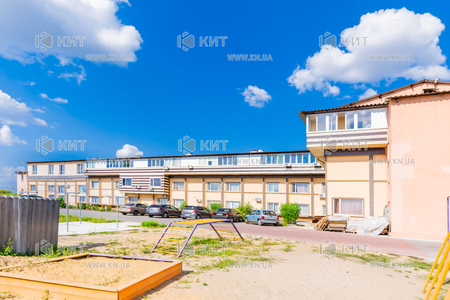 Продаж квартири Харків, Салтівка(Бараб.,Україна), 17м²