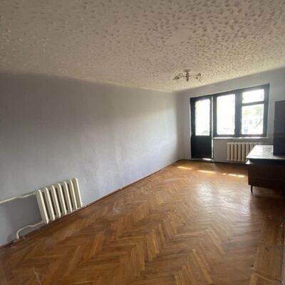 Продажа 	 Харків,  Тракторобудівників пр.   122а