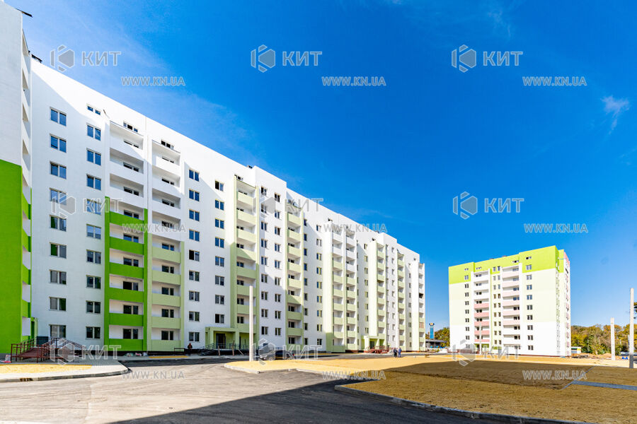 Продаж квартири Харків, ХТЗ, Рогань, 39м²