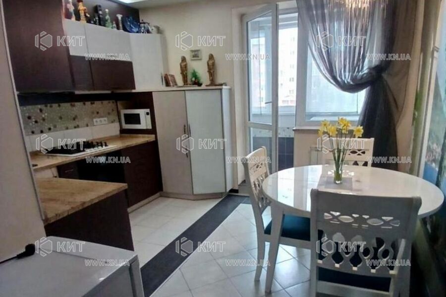 Продаж квартири Харків, МЖК Інтернаціоналіст, 97м²