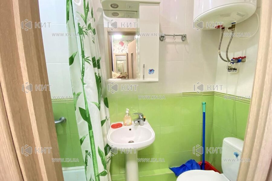 Продаж квартири Харків, Салтівка(Бараб.,Україна), 20м²