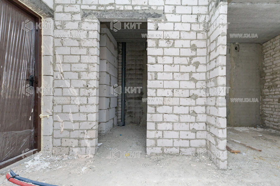 Продаж квартири Харків, ХТЗ, Рогань, 35.33м²