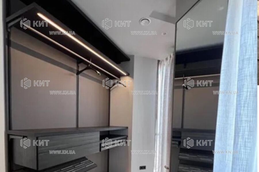 Продаж квартири Харків, Павлове Поле, 200м²