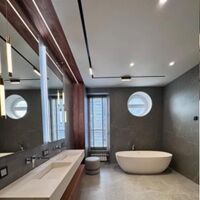 Продаж квартири Харків, Павлове Поле, 200м²
